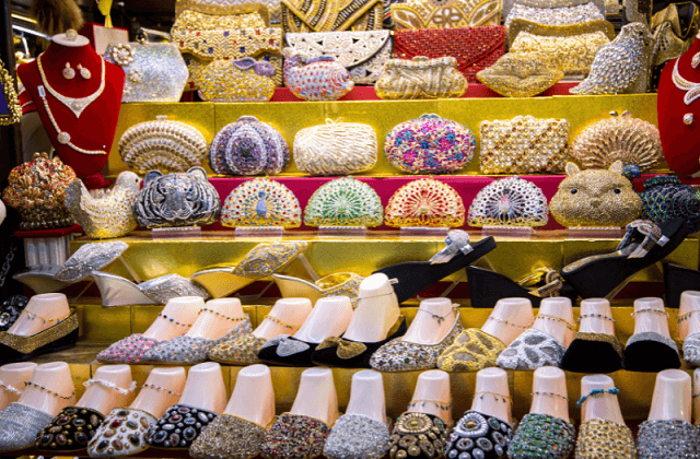 Souk Madinat Jumeirah: Traditional Market