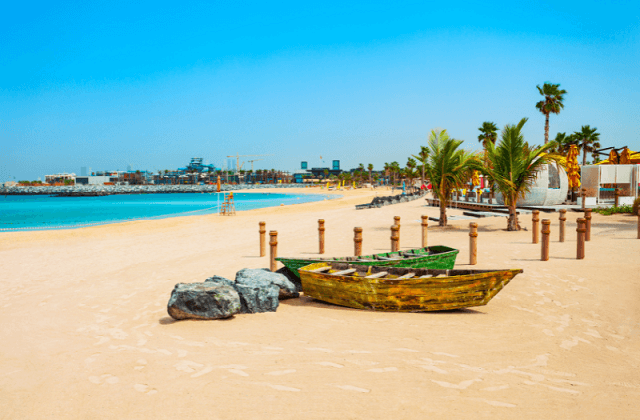 La Mer Beach